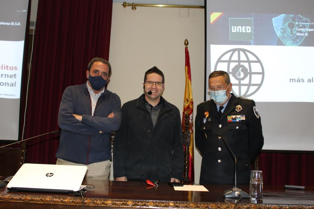 160321 VA UNED