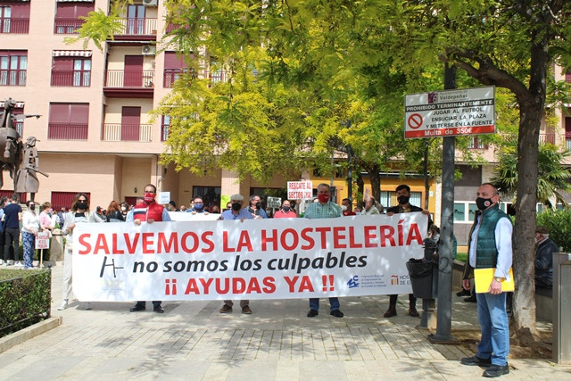 050521 VA MANIFESTACION HOSTELEROS 1
