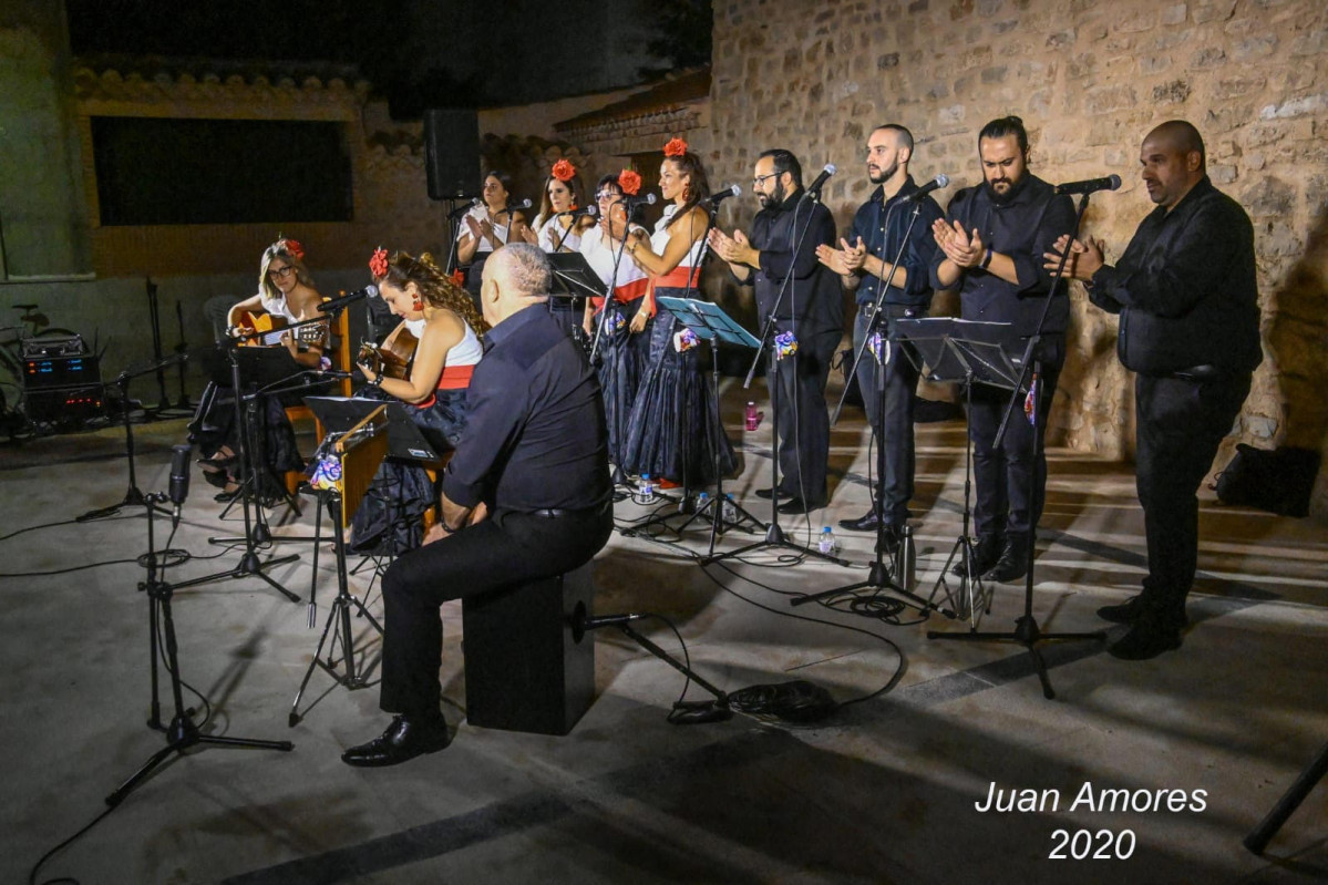 040821 va coro alma rociera 1