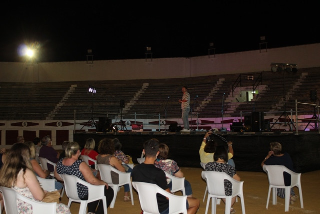 120821 VA OCHO APELLIDOS ANDALUCES SEMANA JUVENTUD PLAZA TOROS 4