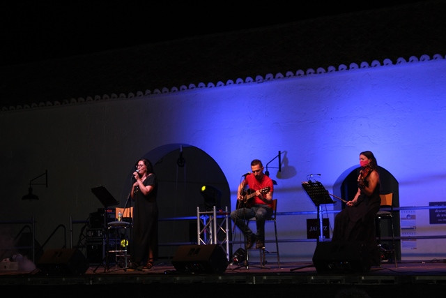 TRIBUTO A LUZ CASAL 4