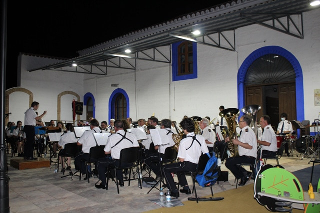 AGRUPACION MUSICAL MAESTRO IBAu00d1EZ 3