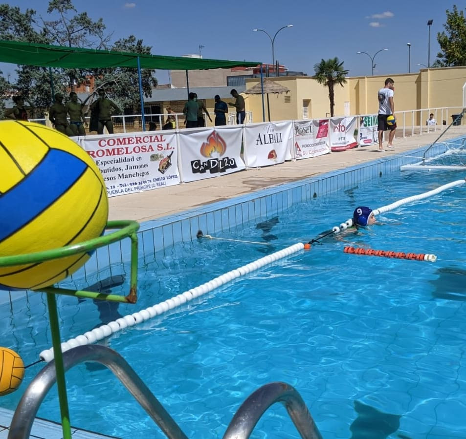 070921 VA WATERPOLO 2