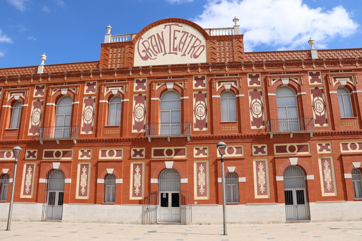 051021 manz teatro