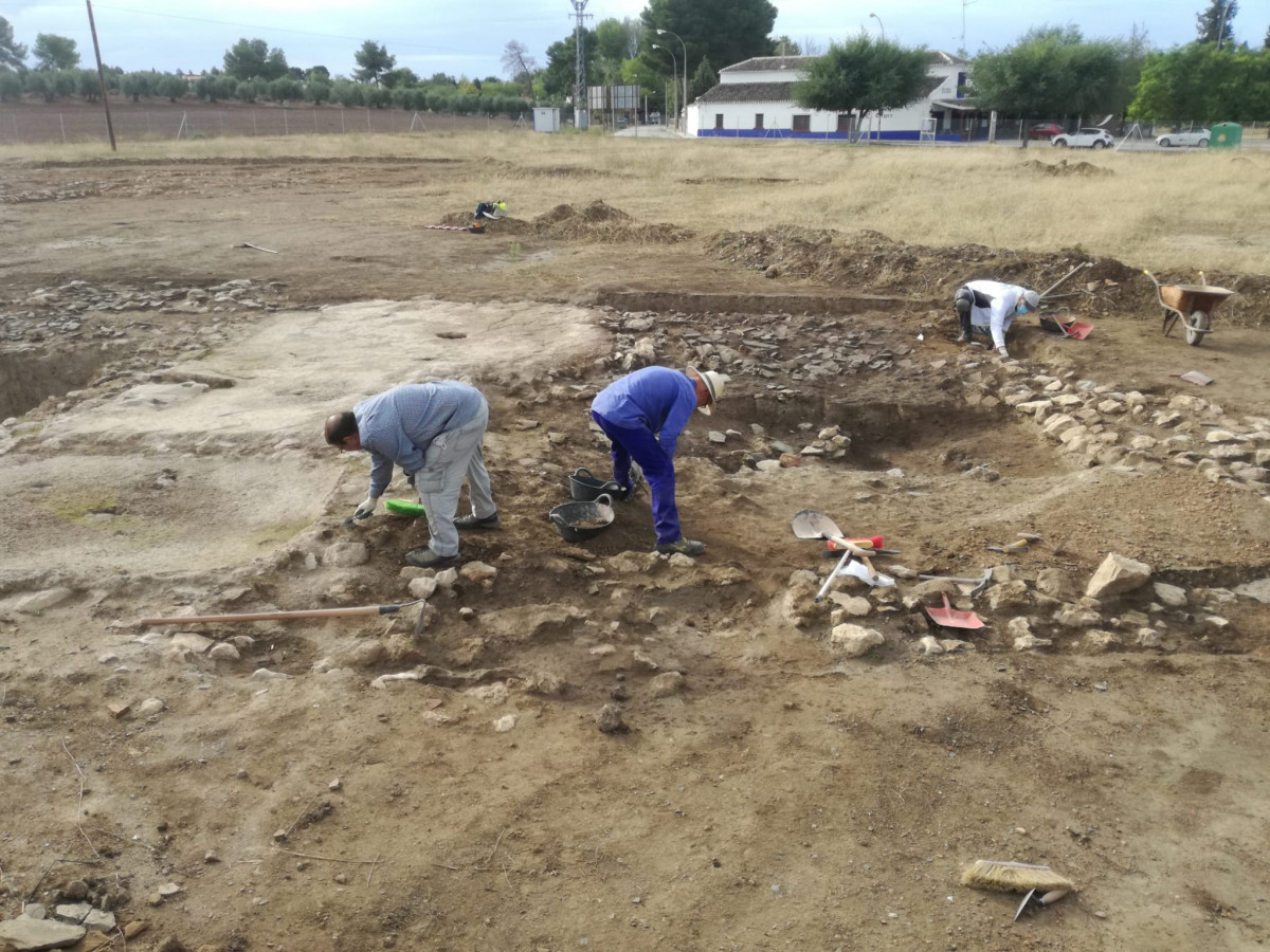 051021 va excavacion bodega romana peral 2