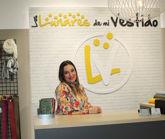 021121 VA LOS LUNARES DE MI VESTIDO 26