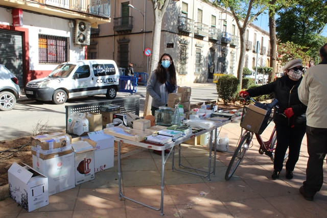 061121 VA MERCADO ALEGRIA HUERTA 16