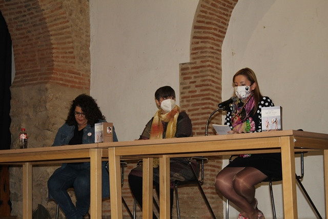 211121 va libro juana marin 2