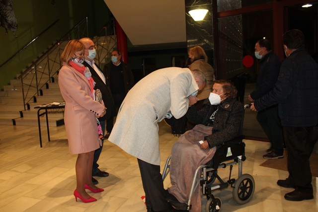 111221 VA CUMPLEAÑOS DOÑA INES 2