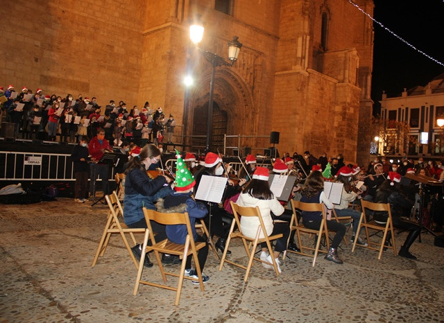 CONCIERTO NAVIDAD ESCUELA MUSICA 3