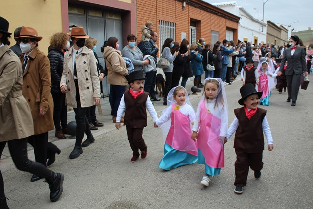 DESFILE CARNAVAL COLEGIO LUCERO 5