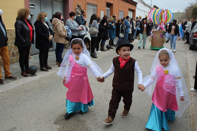 DESFILE CARNAVAL COLEGIO LUCERO 11