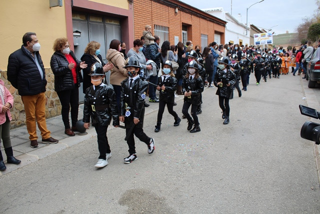 DESFILE CARNAVAL COLEGIO LUCERO 26