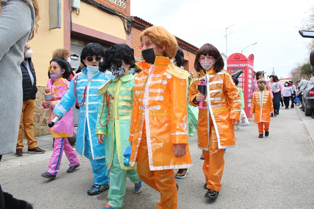 DESFILE CARNAVAL COLEGIO LUCERO 32