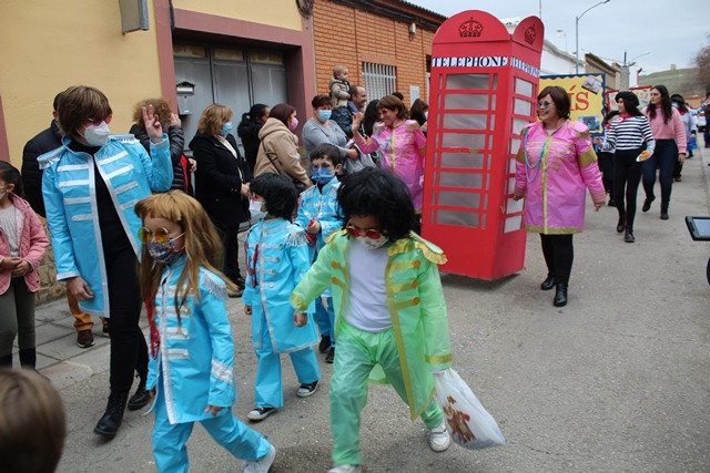 DESFILE CARNAVAL COLEGIO LUCERO 35
