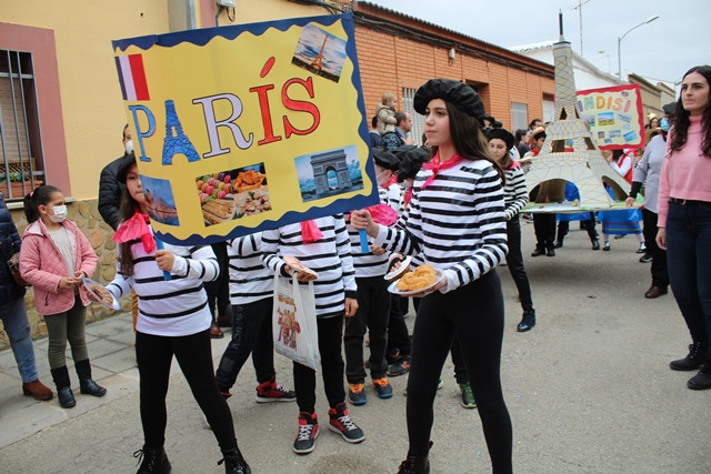 DESFILE CARNAVAL COLEGIO LUCERO 37