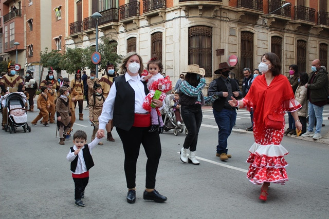 DESFILE CARNAVAL COLEGIOS 12