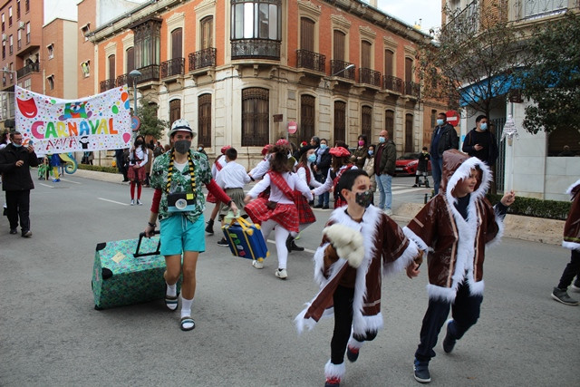 DESFILE CARNAVAL COLEGIOS 18