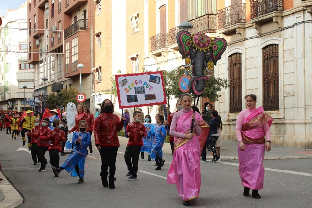 DESFILE CARNAVAL COLEGIOS 65