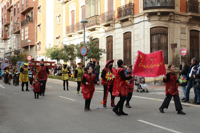 DESFILE CARNAVAL COLEGIOS 70