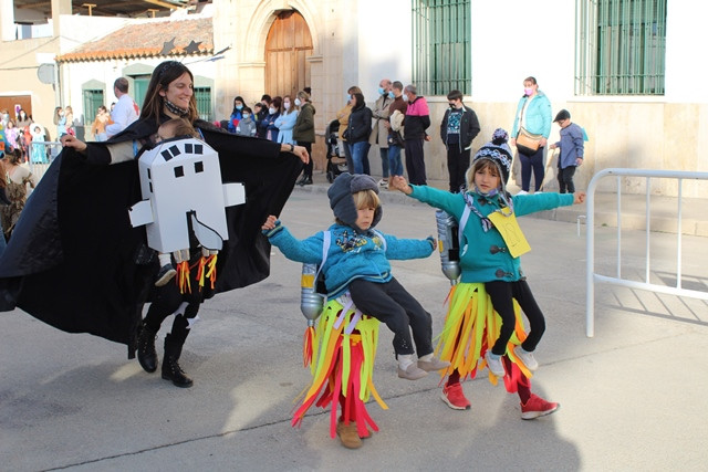 CONCURSO INFANTIL LUCERO 15