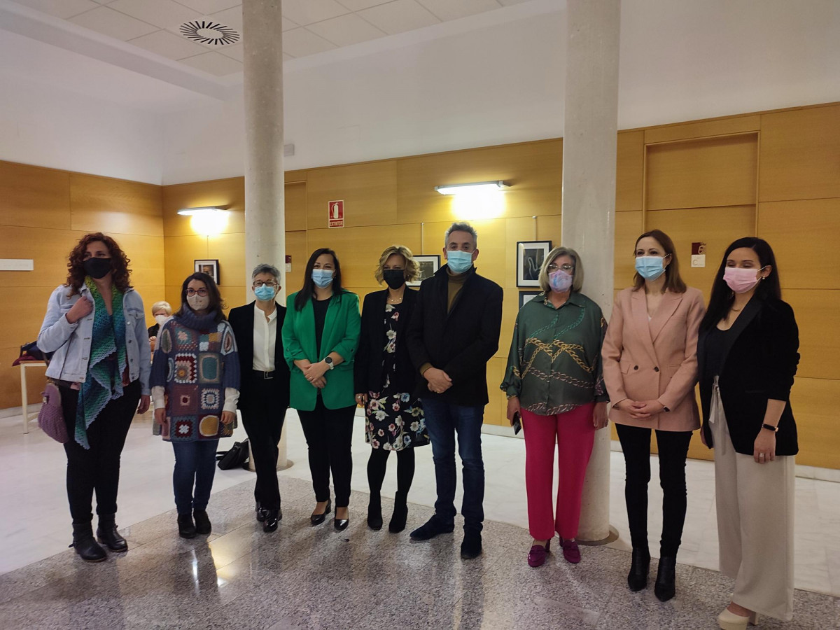 040322 VA MUJERES CON VALORES