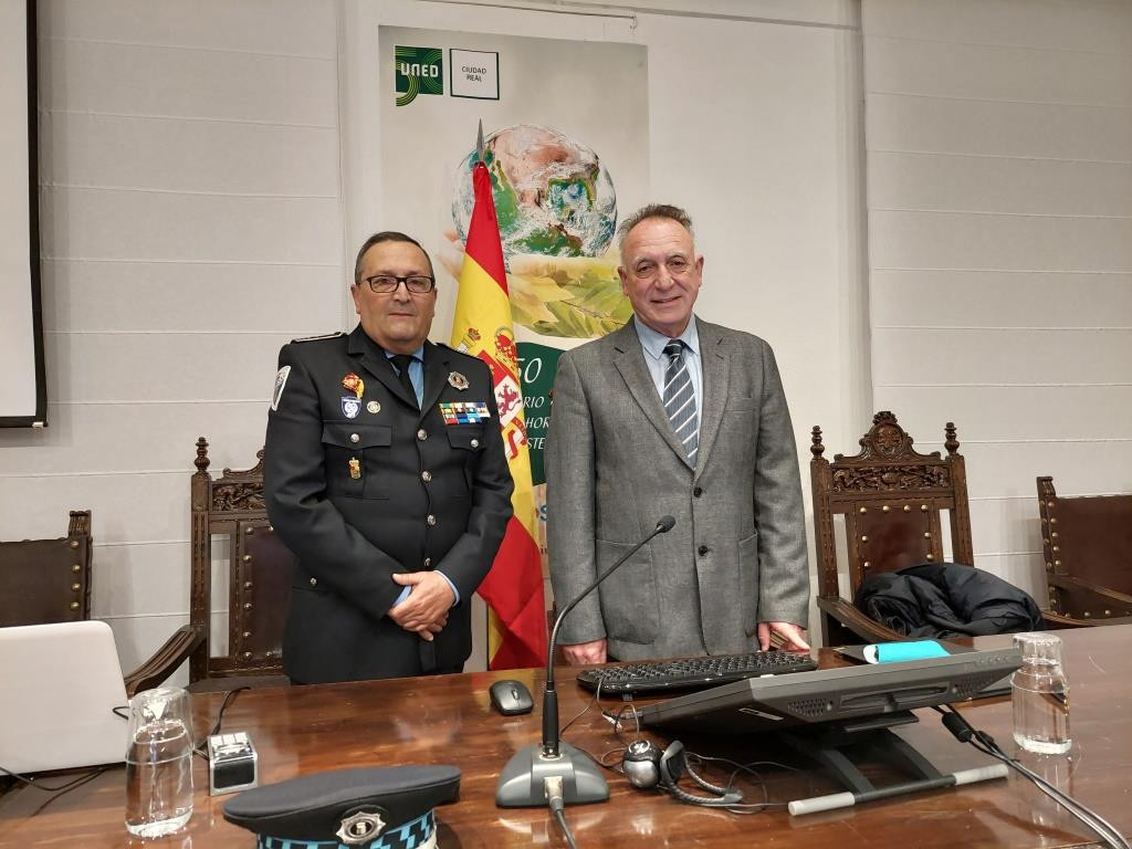 170322 va uned