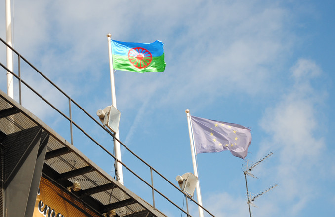 070422 va bandera gitana