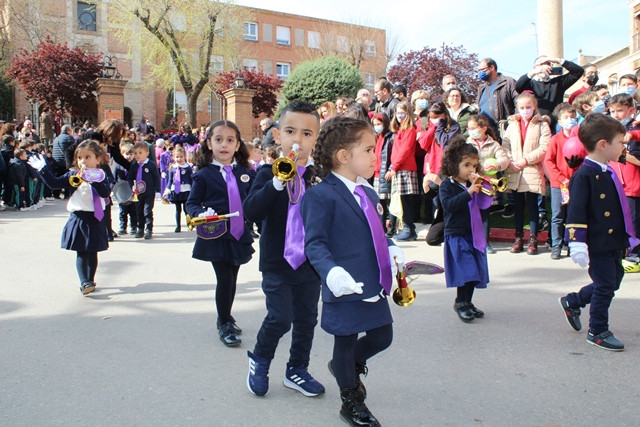 PROCESION INFANTIL COLE TRINITARIOS 15