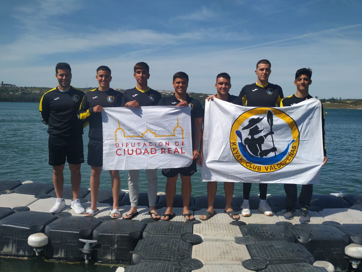 120422 VA KAYAK 2
