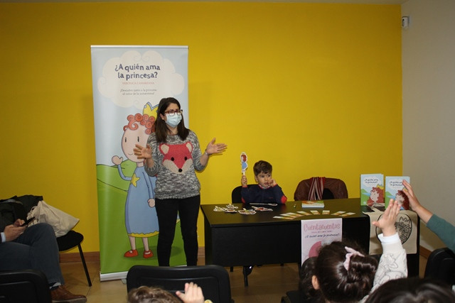 230422 VA PRESENT CUENTO VERONICA CAMARZANA NOBEL 1