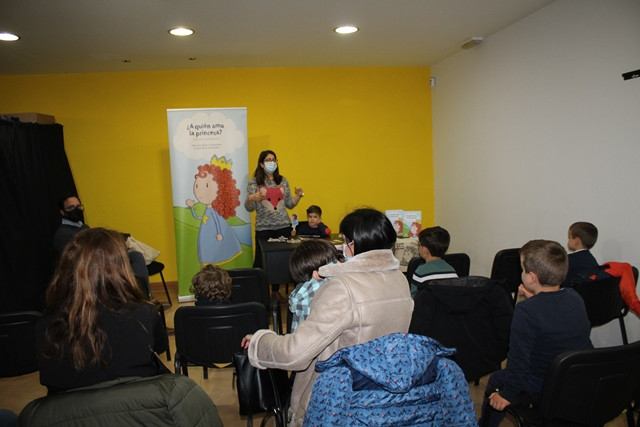 230422 VA PRESENT CUENTO VERONICA CAMARZANA NOBEL 4