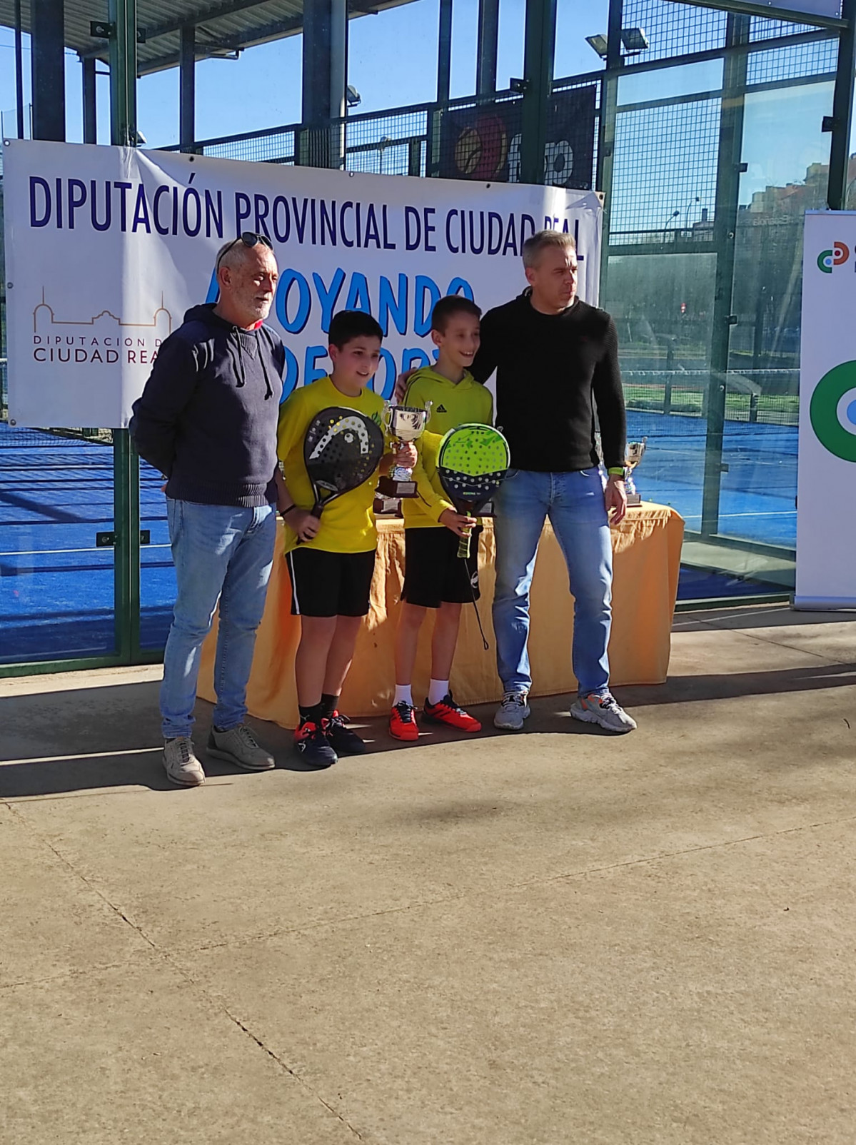 280422 va padel 2