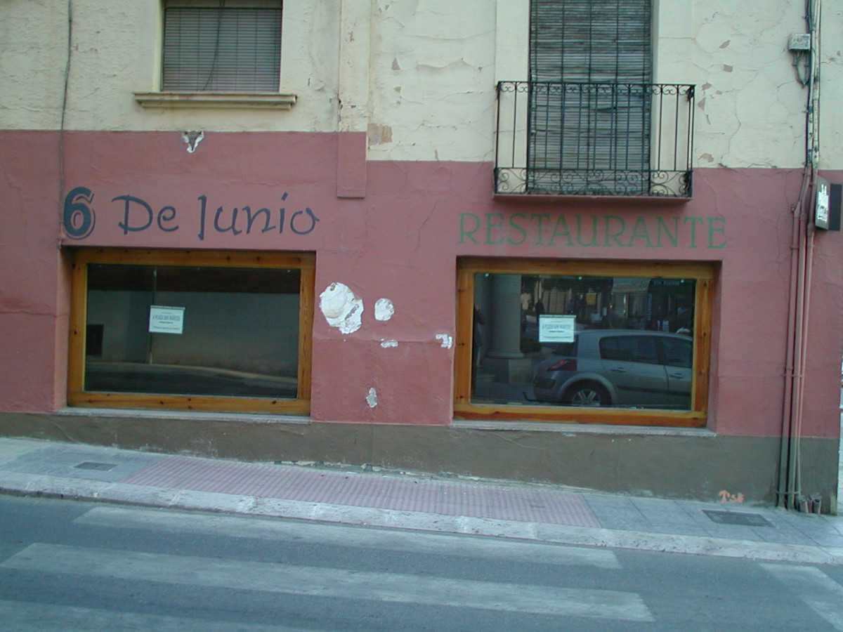 030522 VA BAR 6 JUNIO 4
