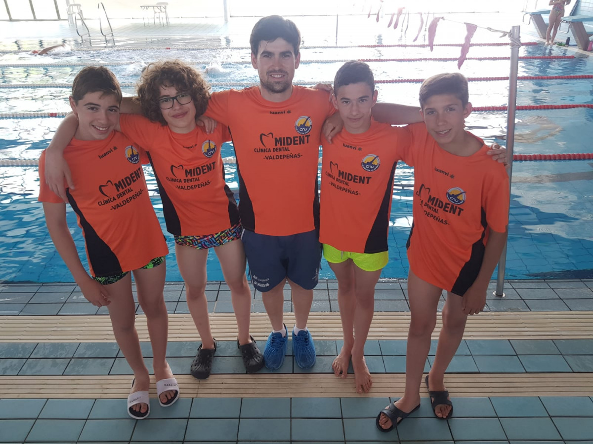 300522 va natacion 2