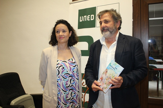 020622 VA LIBRO UNED 1