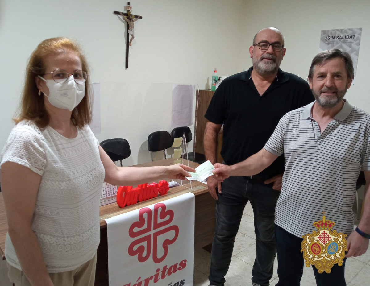 Entrega Cu00e1ritas Valdepeu00f1as Du00eda Caridad 2022