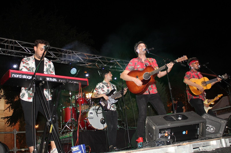 010822 VA ANTILOPEZ FESTIVALDEPEÑAS 2