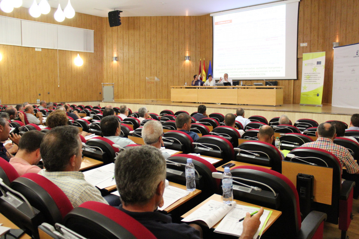 Asamblea Sectorial Vitivinu00edcola de Cooperativas Agro alimentarias de Castilla La Mancha