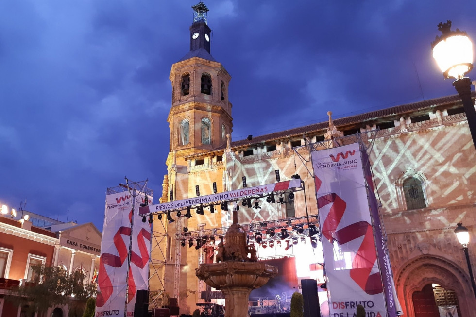 FIESTASVINOVALDEPEÑAS