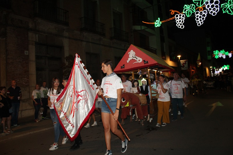 DESFILE PEu00d1AS 5