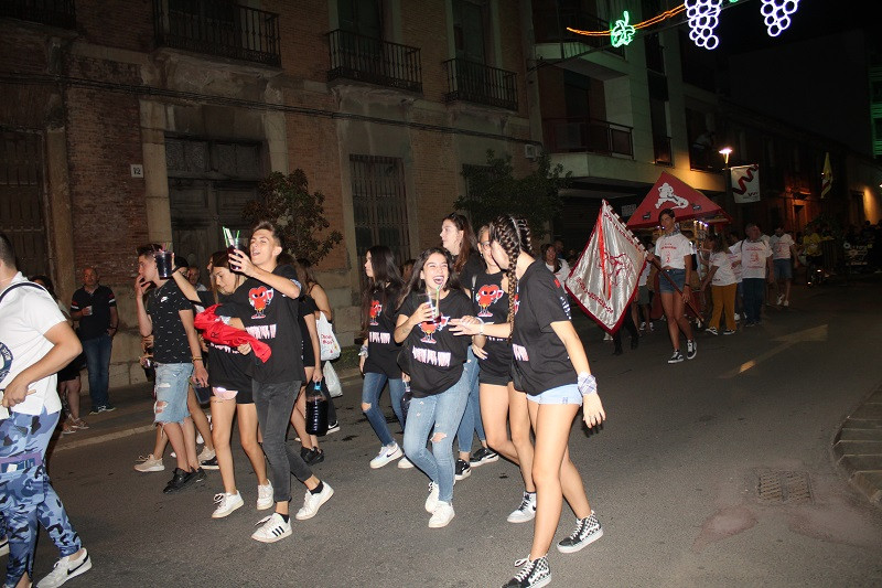 DESFILE PEu00d1AS 4