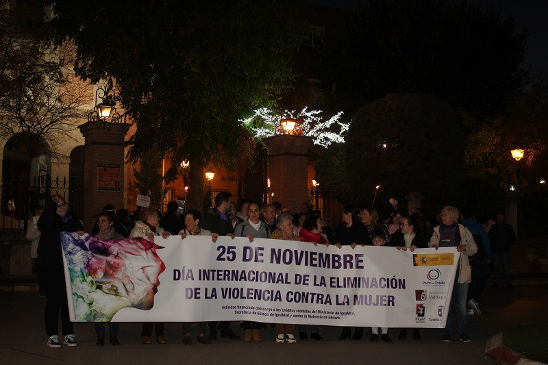 251122 VA MARCHA VIOLENCIA GENERO 1