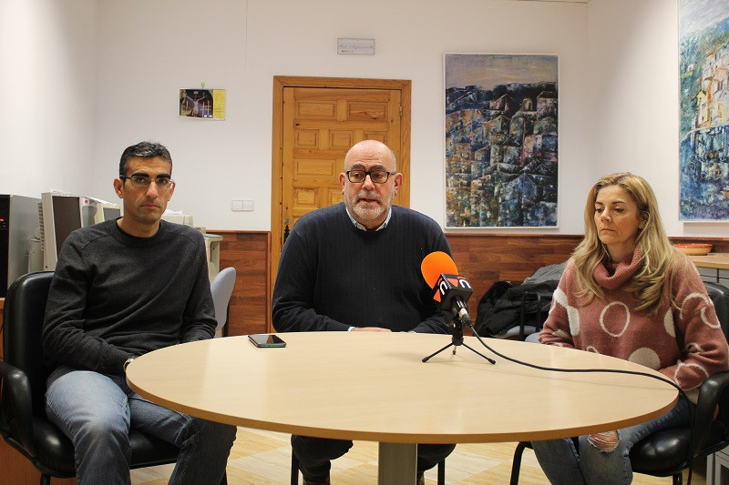 040123 VA HERMANDAD CRISTO ENTREGA ALIMENTOS 1