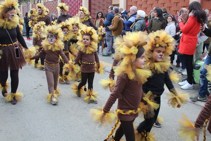 DESFILE CARNAVAL COLE LUCERO 13