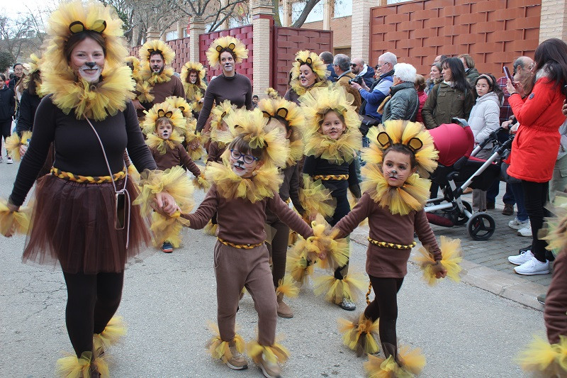 DESFILE CARNAVAL COLE LUCERO 14