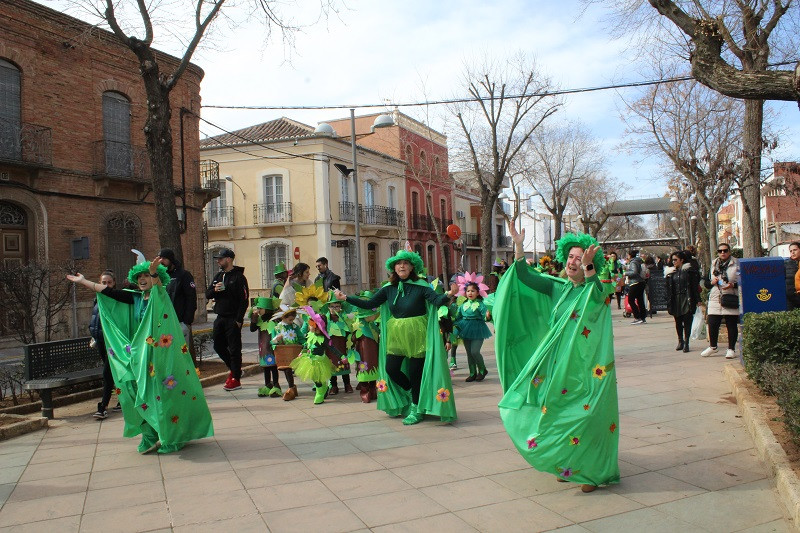 DESFILE CARNAVAL COLE JESUS CASTILLO 3