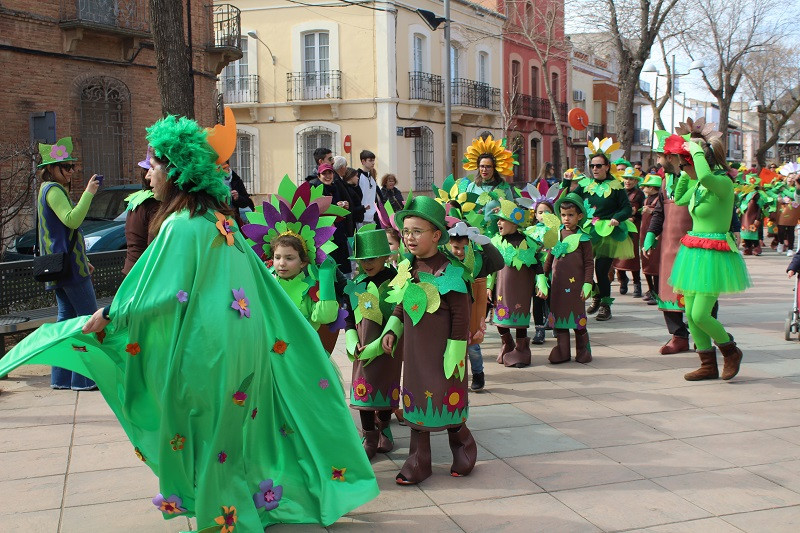 DESFILE CARNAVAL COLE JESUS CASTILLO 7