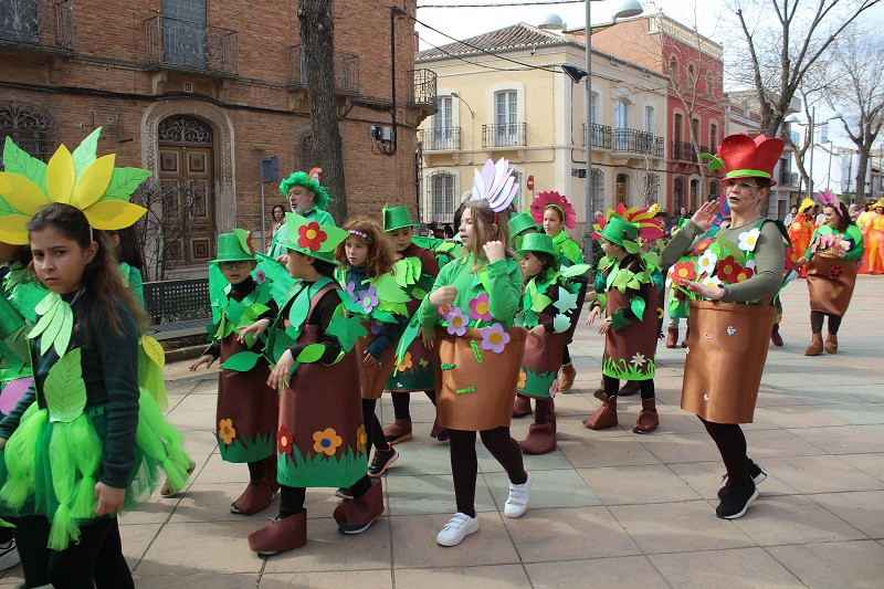 DESFILE CARNAVAL COLE JESUS CASTILLO 11