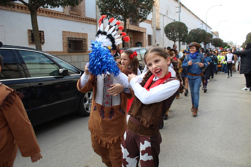 DESFILE CARNAVAL COLE LUIS PALACIOS 26